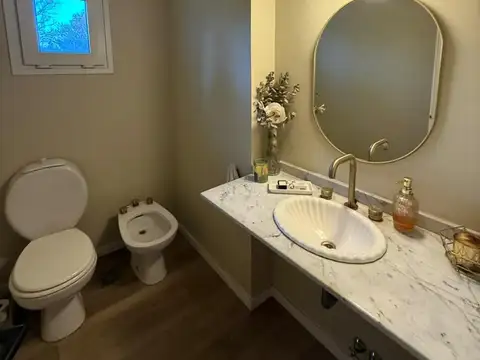 Casa en Alquiler al Oeste