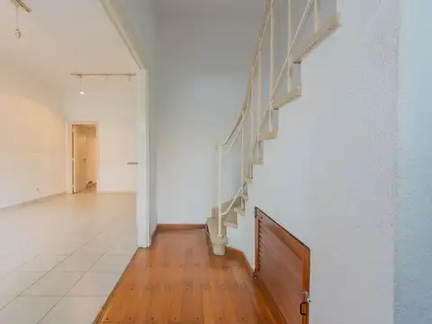 Depto Tipo Casa 4 ambientes con 1 baño