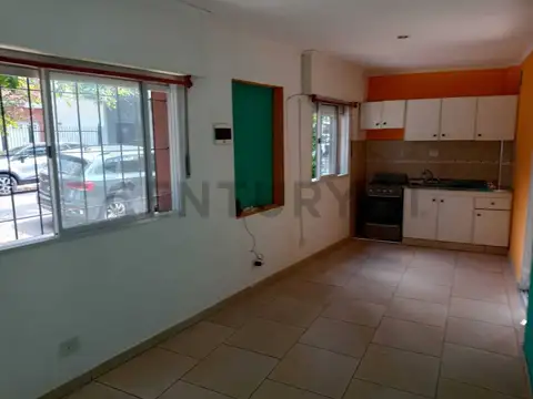 Nueva York 5100, Piso 0