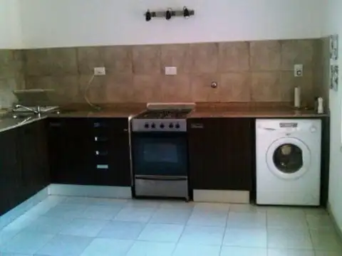 Casa en Alquiler en Potrero De Los Funes, $ 600.000