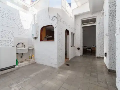 Depto Tipo Casa en Venta 46 años