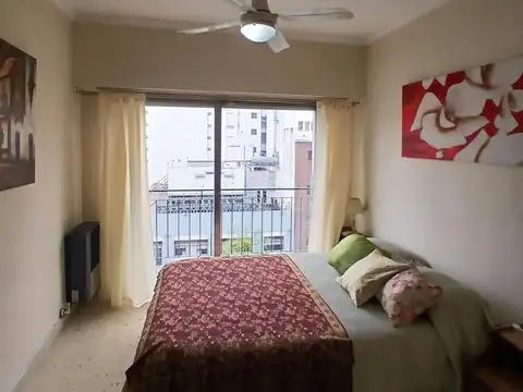 Av Colón  al 2500