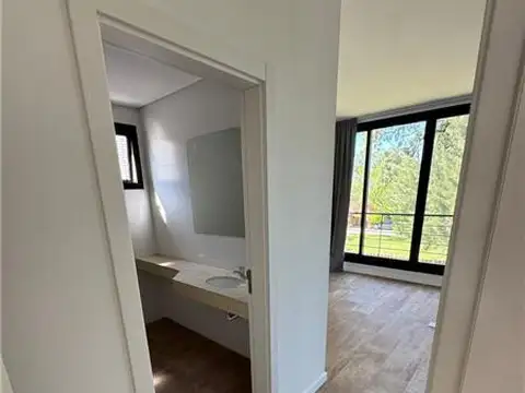 Departamento en Alquiler con 2 cocheras