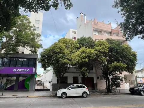 Casa 3 dormitorios Isabel la Católica