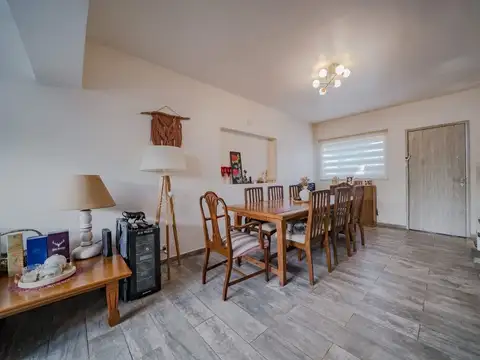 Casa 4 ambientes con 1 baño