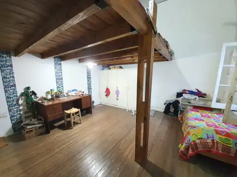 Departamento de pasillo en venta de 2 dormitorios republica de la sexta Centro