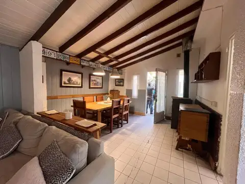 Casa en Venta con 4 cocheras
