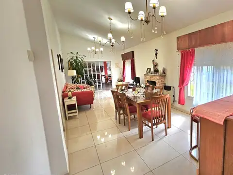 VENTA CASA QUINTA F.ALVAREZ MORENO+PISCINA+QUINCHO