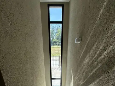 Depto Tipo Casa 4 ambientes con 3 baños