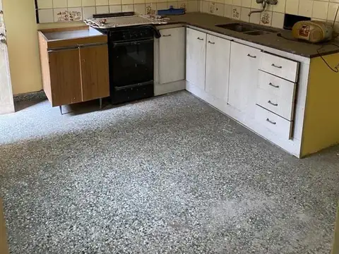 Depto Tipo Casa en Venta de 4 ambientes