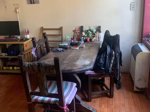 Depto Tipo Casa en Venta 50 años