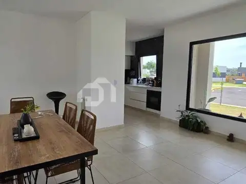 Casa en Venta 1 año