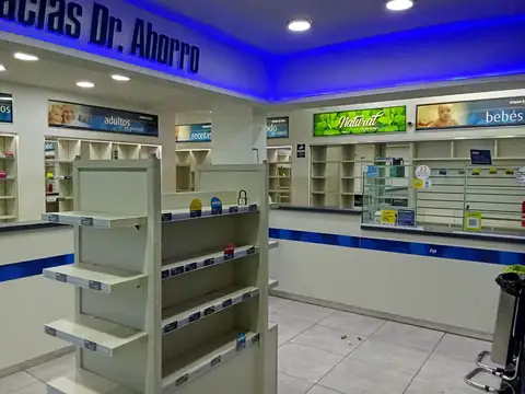 Amplio local comercial en alquiler en Villa urquiza, sobre avenida Monroe  Oportunidad, apto para t
