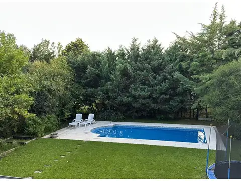 Casa 4 ambientes con 4 baños