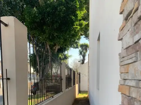 DUPLEX A ESTRENAR 3 AMB COCHERA PATIO Y JARDIN