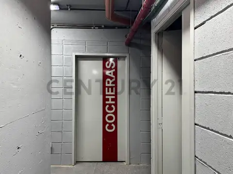 Av. Balbín 3241 100, Piso 0