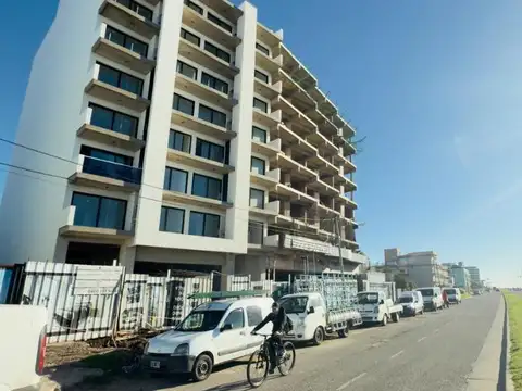 DEPTOS 3 Y 4AMB VENTA ENTREGA 2025