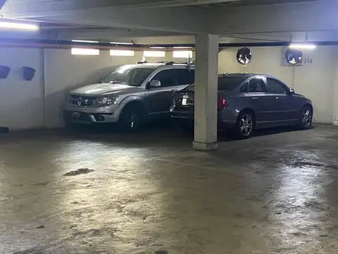 Cochera en Avenida Córdoba