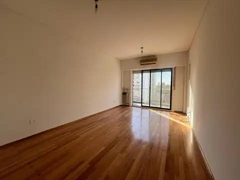 Av Alberdi 1200, Piso 6