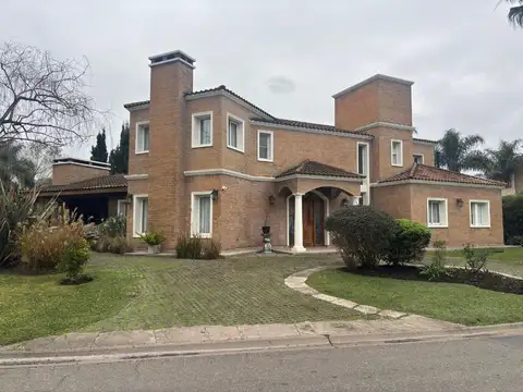 ALQUILER CASA 6 AMB BARRIO PRIVADO ST MATTHEWS