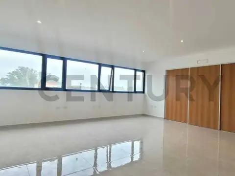 Oficina en venta en Gonnet con cochera en venta