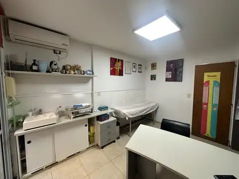 Oficina en Alquiler en Nuestra Señora De Lourdes, $ 930.000