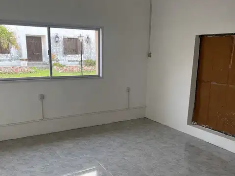 Local en Alquiler en Goya, $ 270.000