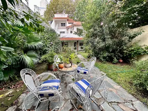 Venta Casa 6 Amb Barracas Cochera Jardín Ap. Cred.