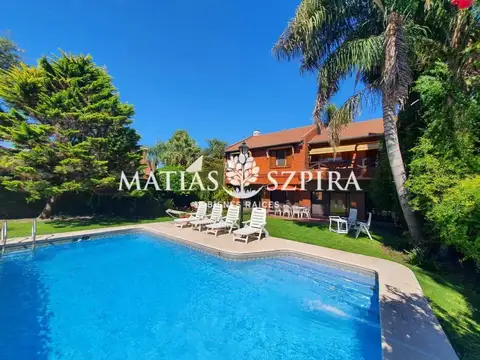 Casa en Venta en Castelar, USD 550.000