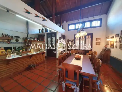 Casa 5 ambientes. | Montes de Oca 3200