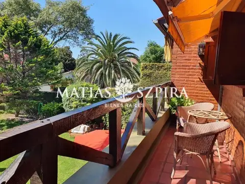 Casa en Venta en Castelar, USD 550.000