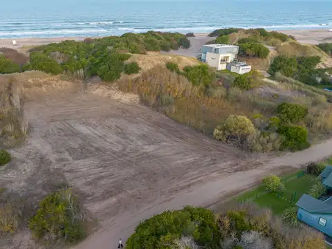 Terreno en Venta de 2030,0 m2