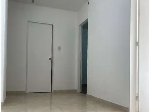 Galpon en Venta en Flores, USD 400.000