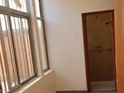 VENTA ROSARIO; ARROYITO, CASA INTERNA NO ES P/H IDEAL INVERSORES