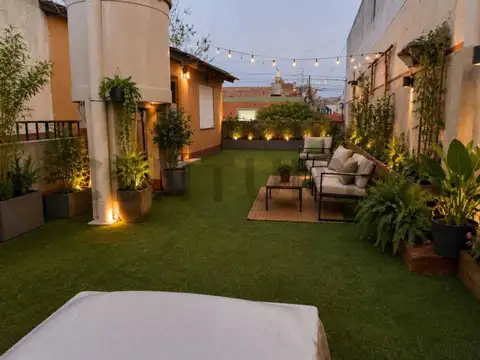 SE VENDE CASA 4 ambientes con Garage y Terraza en Pompeya