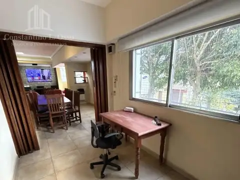 Depto Tipo Casa en Venta con 1 cocheras