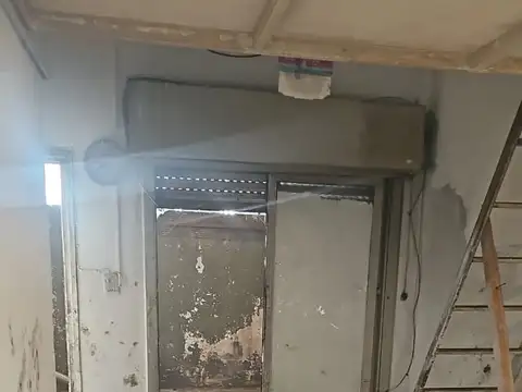 Local en alquiler en Monserrat 140m2 cubiertos