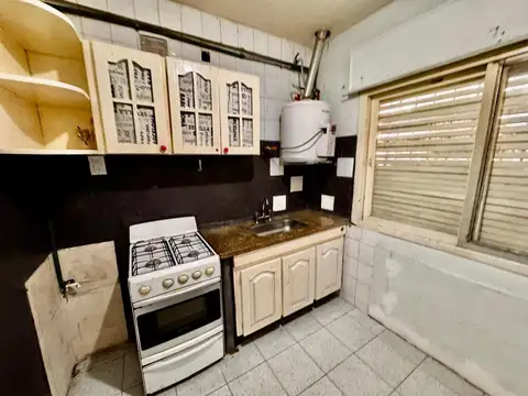 ALQUILER OPORTUNIDAD PH 2 AMB PATIO/COCHERA MORON 