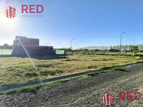 VENTA DE TERRENO EN BARRIO MANZANARES DE GINES - CIPOLLETTI