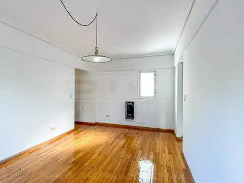 Departamento en Alquiler en Olivos Vias/Maipu, $ 700.000