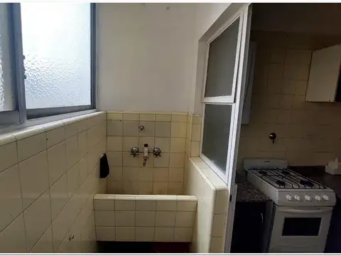 Departamento 2 ambientes con balcón