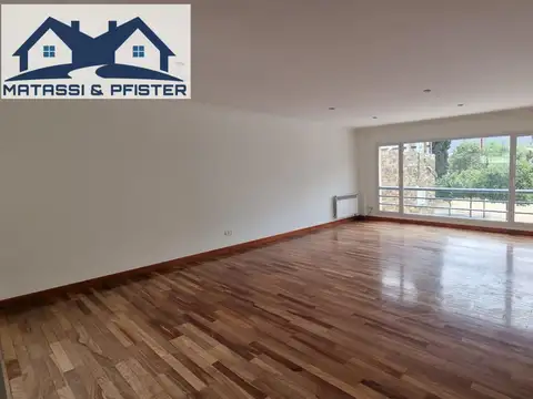 Departamento 4 ambientes con 3 baños