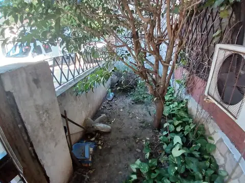 Casa - Venta - Argentina, Tres de Febrero - SPANDONARI 3657