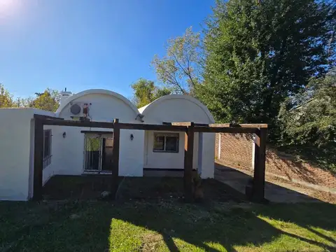 Casa 5 ambientes Ubicada Barrio Bonanza Pilar Pileta, Quincho, Parrilla y Cochera
