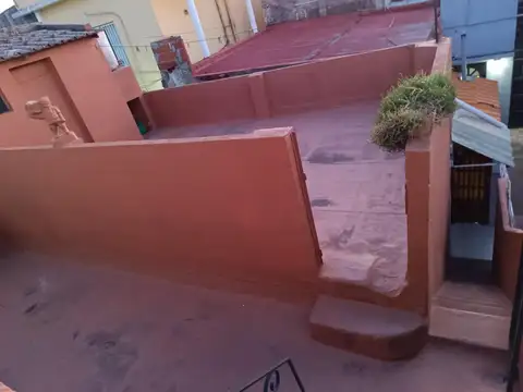 Depto Tipo Casa en Venta 50 años