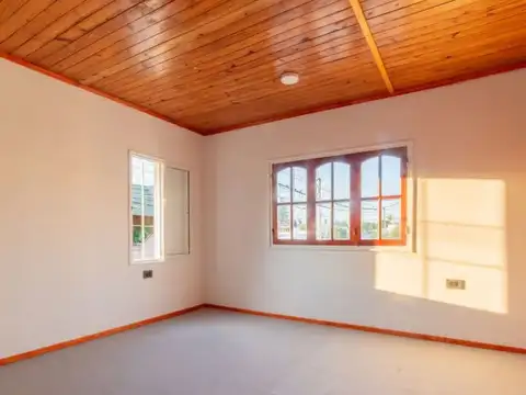 Depto Tipo Casa en Venta al Oeste