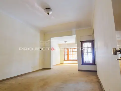 Casa en Venta en Castelar, USD 299.999