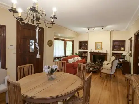 Casa en Venta de 5 dormitorios