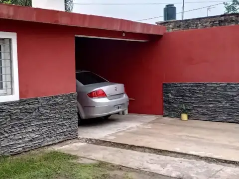 Casa en venta 3 dormitorios y pileta zona Ruta 20