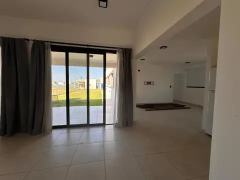 Casa en Venta 1 año